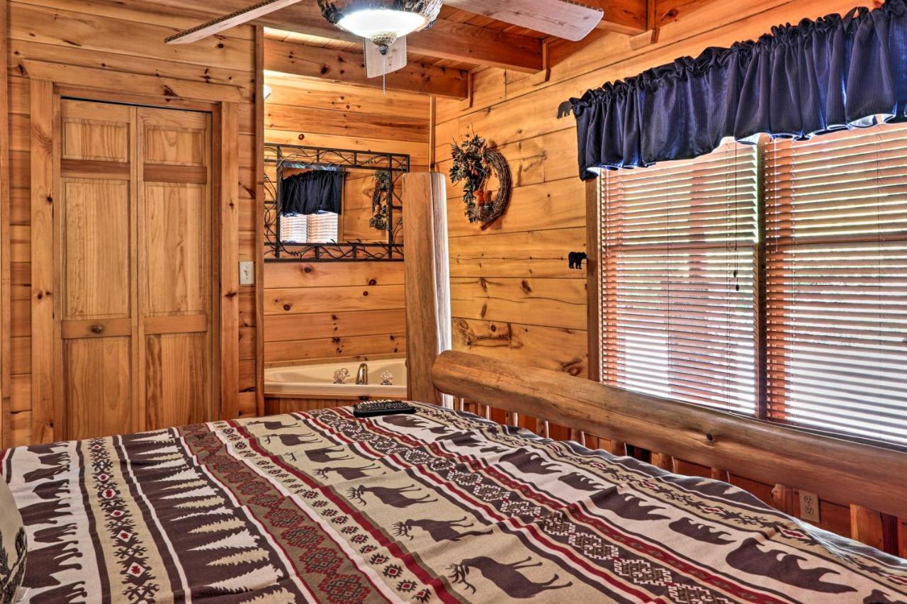 Pigeon Forge Getaway With Covered Patio And Hot Tub! エクステリア 写真